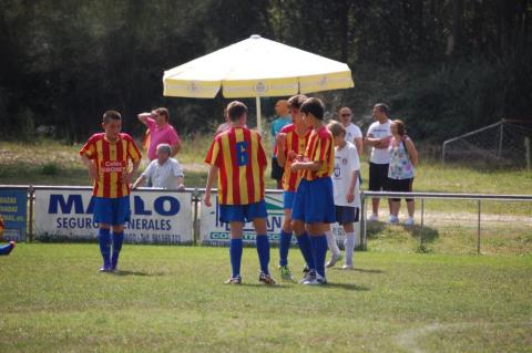 Encuentro de la jornada 1 en A Merced, terreno de juego del CD Conxo Encuentro de la jornada 1 en A Merced, terreno de juego del CD Conxo